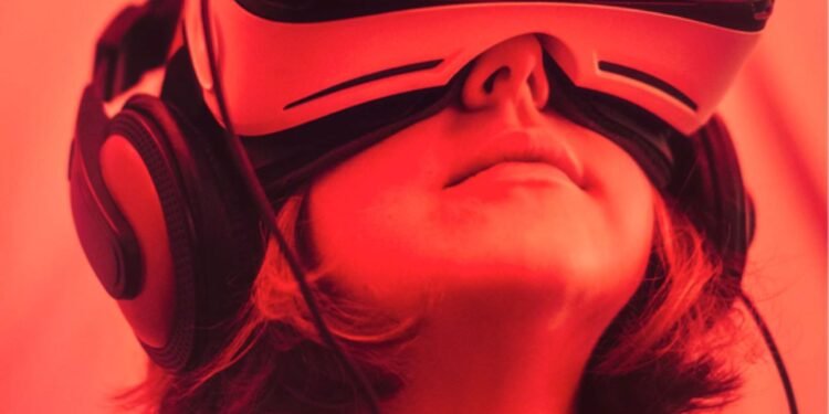 An woman with VR