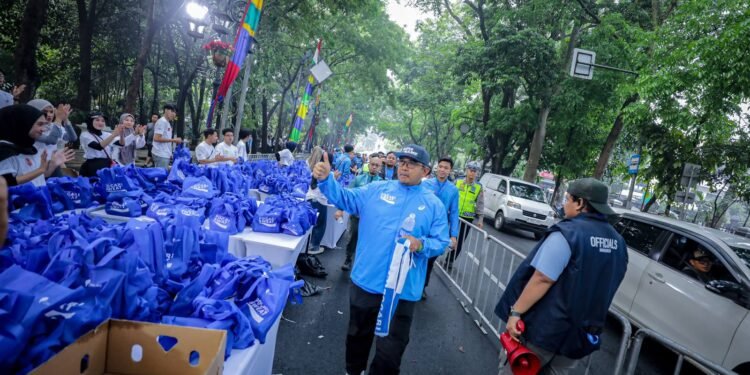 Sunrise di Flyover Kiaracondong Memukau Pelari Pocari Sweat Run 2026